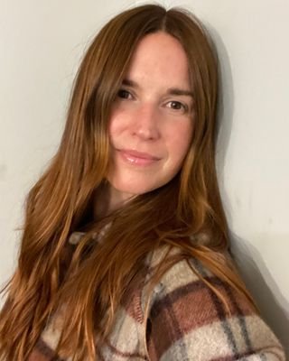 Nicole Oliver